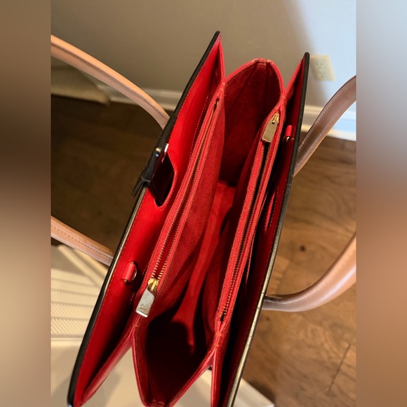 Christian Louboutin Paloma Lg. Calf leather. Leopard guitar strap. Top Tier! - Picture 11 of 11